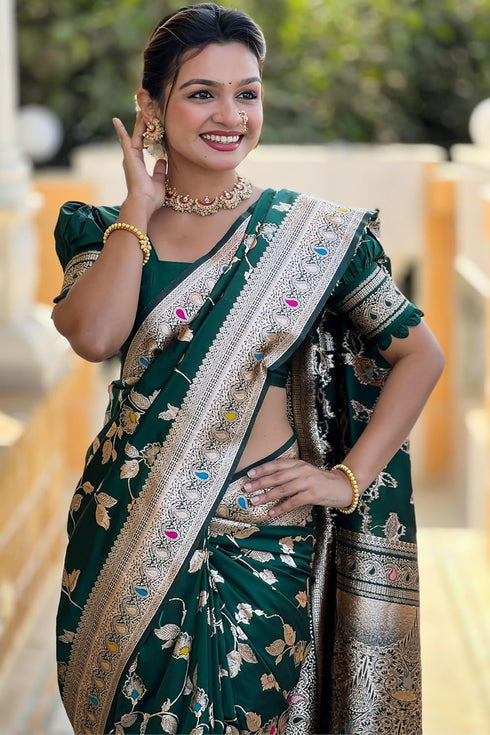 Vasthrlay Kanjivaram Handloom Golden Ethnic Wear