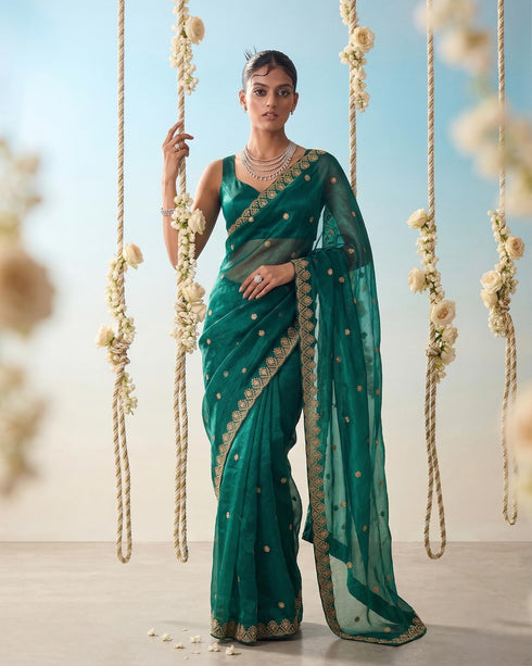 Vasthrlay Border Unstitched Saree