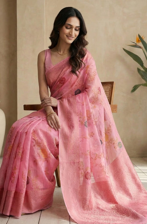 Vasthrlay Jacquard Floral Saree