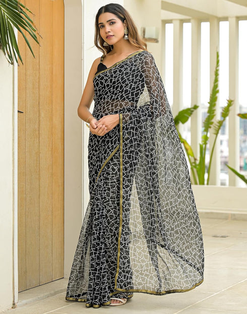 Vasthrlay Chiffon Blouse Maroon Saree