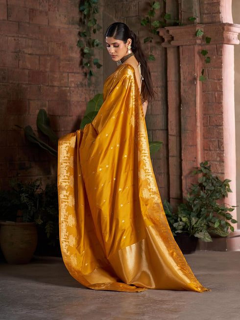 Vasthrlay Women's Kanjivaram Silk Unstitched Saree