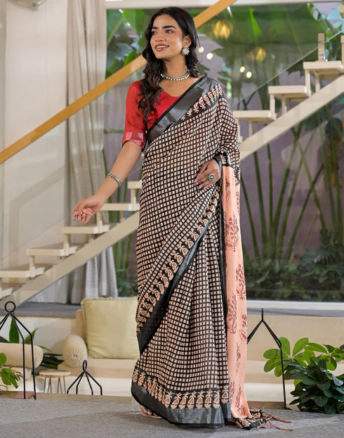 Vasthrlay Womens Printed Unstitched Dark Green Saree