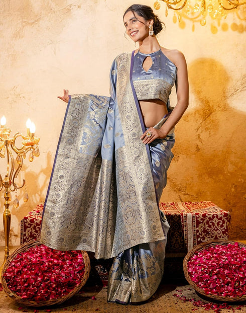 Vasthrlay Jacquard Banarasi Unstitched Mauve Saree