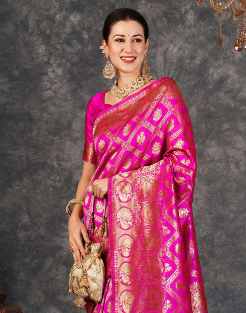 Vasthrlay Banarasi Traditional Unstitched Saree
