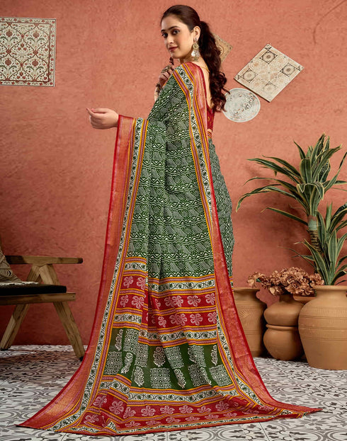 Vasthrlay Banarasi Traditional Unstitched Saree