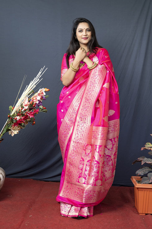 Vasthrlay Banarasi Saree