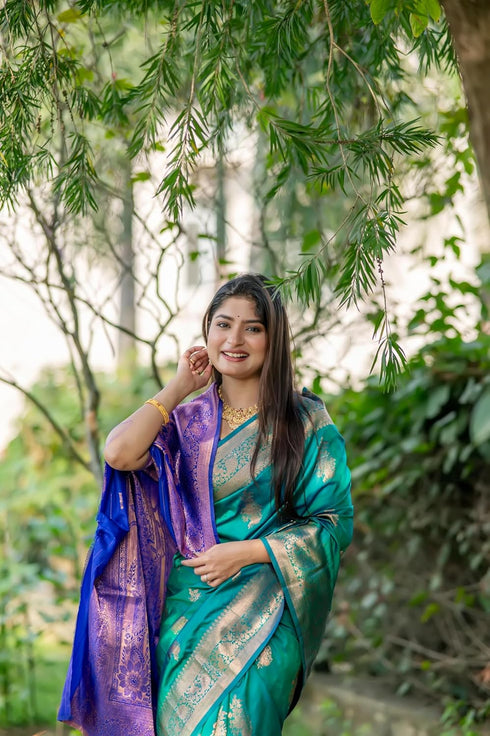 Vasthrlay Kanjivaram Weaving Contrast