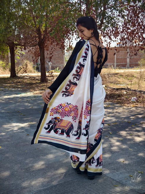 Vasthrlay Traditional Elephant Elegant Contrast