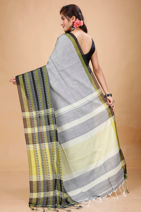 Vasthrlay Begampuri Traditional Saree