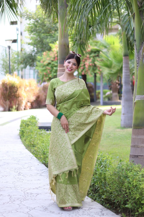 Vasthrlay Tussar Handloom Saree