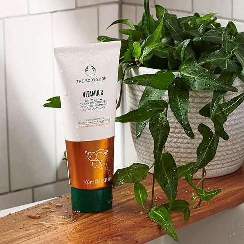 The Body Shop Vitamin C Daily Glow Cleansing Polish