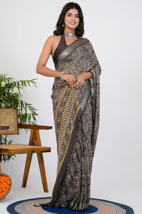Vasthrlay Fashion Georgette Bandhani Printed Ethnic Wear