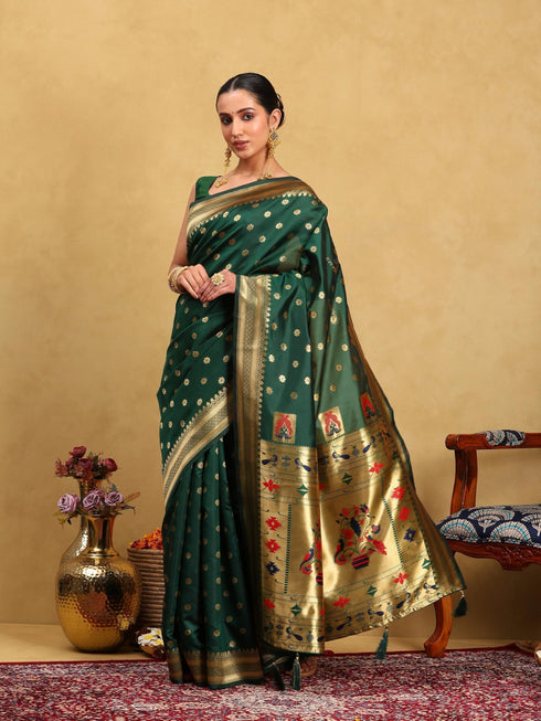 Vasthrlay Banarasi Unstitched Saree