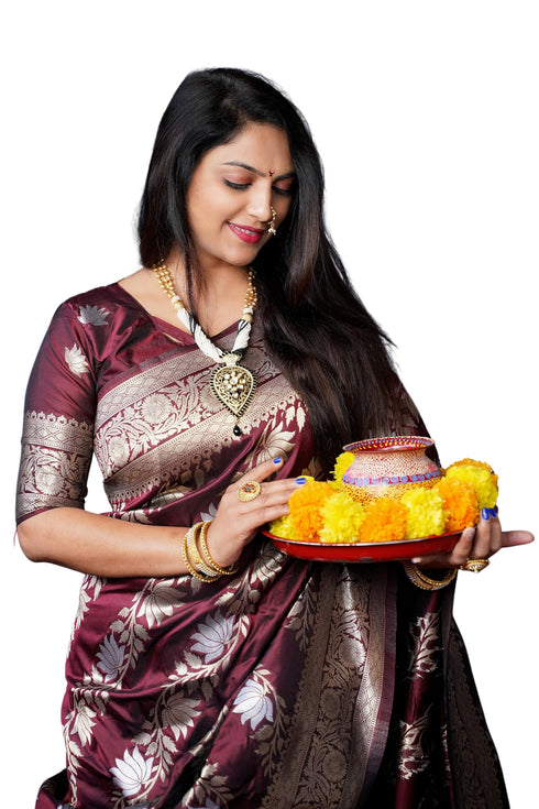 Vasthrlay Banarasi Floral Saree