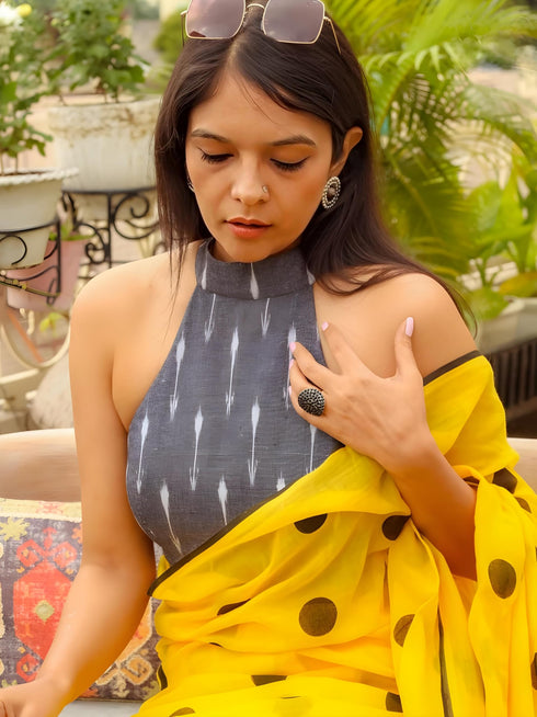 Vasthrlay Printed Unstitched Saree