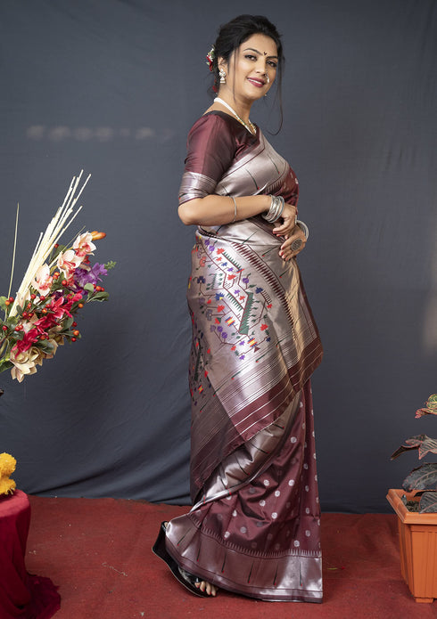 Vasthrlay Paithani Unstitched Saree