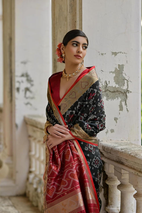 Vasthrlay Silk Saree Floral Patola Design