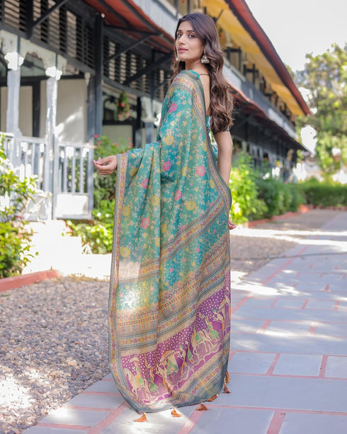 Vasthrlay Handloom Turquoise Traditional Saree