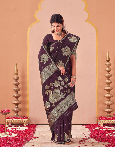 Vasthrlay Kanjivaram Jacquard Dark Purple Saree With Unstitched Blouse Piece
