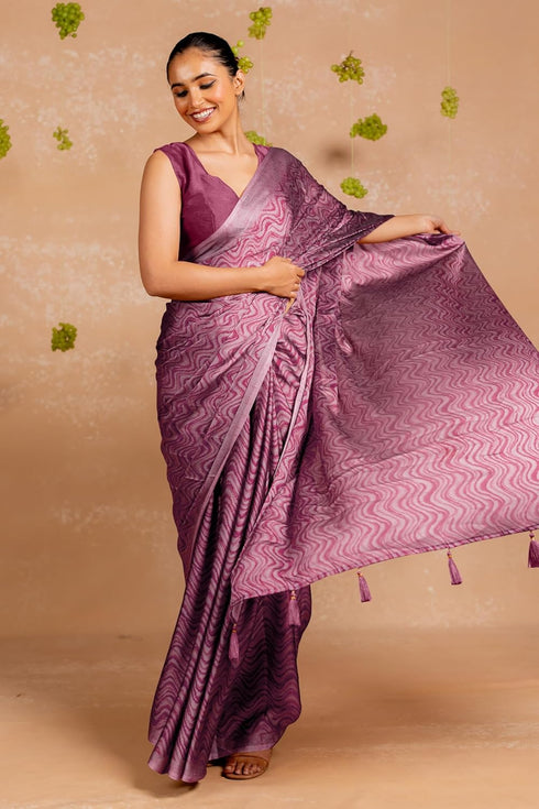 Vasthrlay Fashion Chiffon Geometric Printed Ethnic Wear