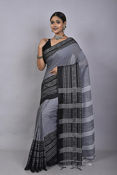 Vasthrlay Begampuri Traditional Saree
