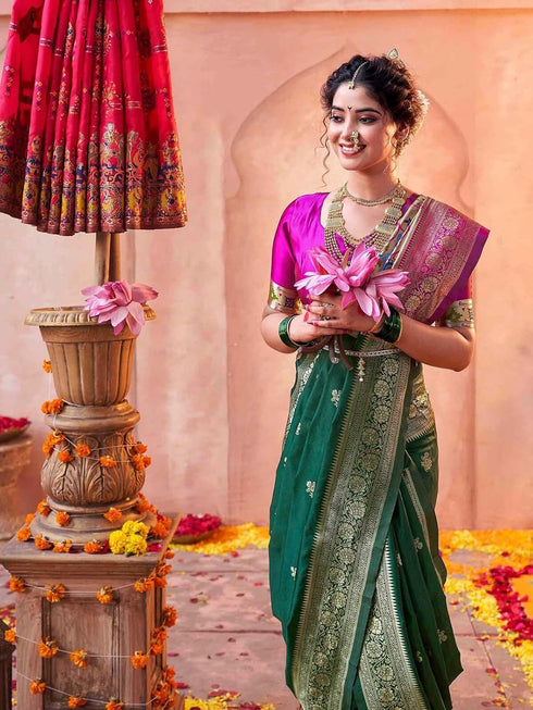 Vasthrlay Banarasi Weaving Navy Navy Blue Saree