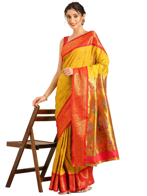 Vasthrlay Pheshwai Bottle Saree