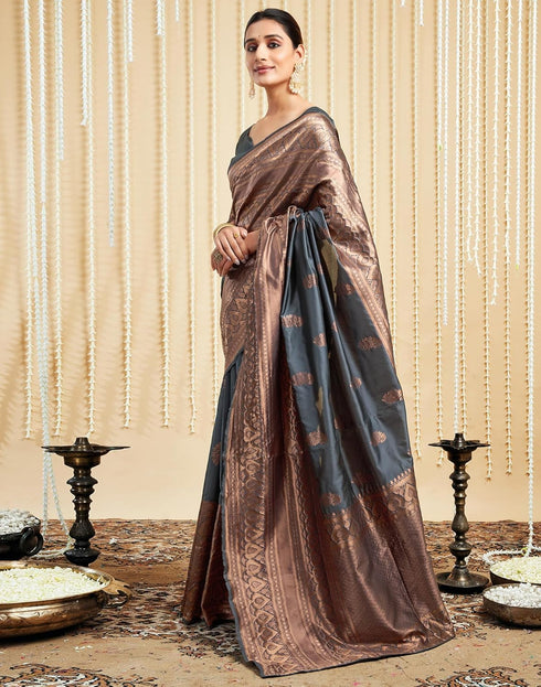 Vasthrlay Womens Banarasi Jacquard Sky Blue Saree