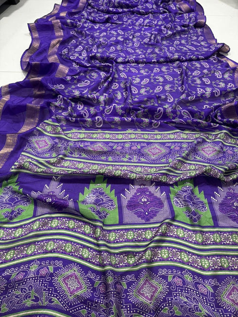 Vasthrlay Elegant Paisley Traditional Lightweight