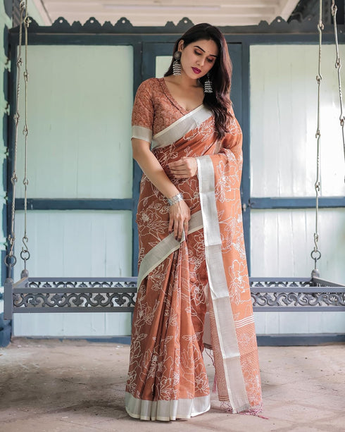 Vasthrlay Floral Prints Tasseled Saree