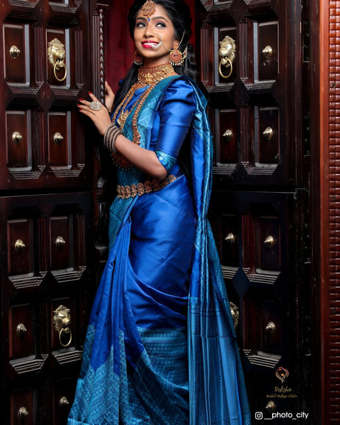 Vasthrlay Banarasi Festive Unstitched Saree