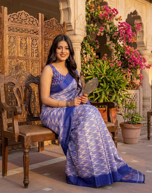 Vasthrlay Banglori Printed Unstitched Peach Saree