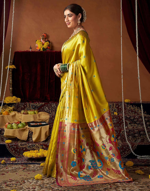 Vasthrlay Womens Paithani Paroot Green Saree With Green Unstitched Blouse Piece