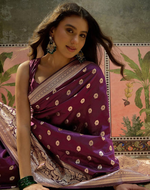 Vasthrlay Kanjivaram Jacquard Purple Saree With Unstitched Blouse Piece