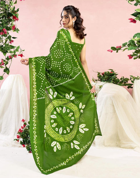 Vasthrlay Womens Printed Unstitched Wine Saree