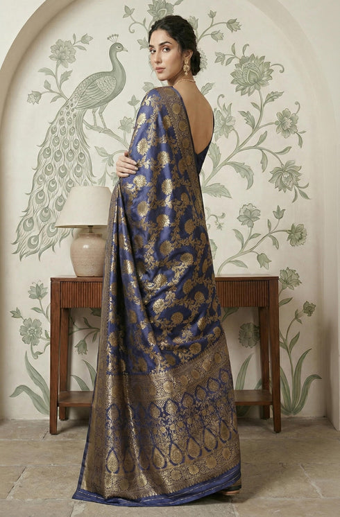 Vasthrlay Jacquard Floral Saree