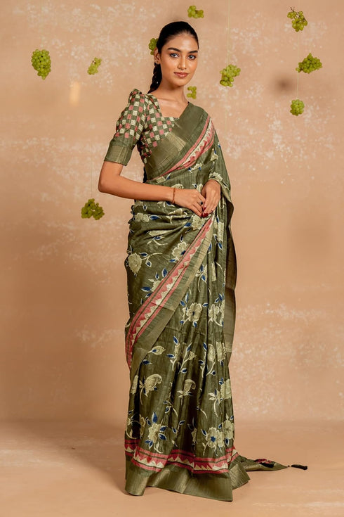 Vasthrlay Fashion Paisley Printed Grey Ethnic Wear