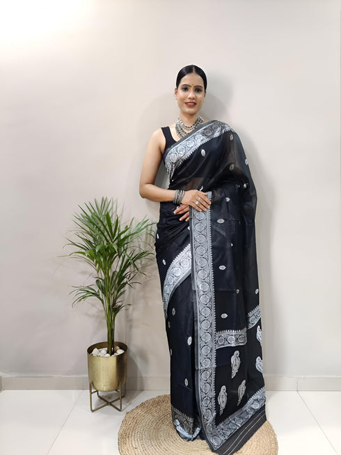 Vasthrlay Cotton Unstitched Saree