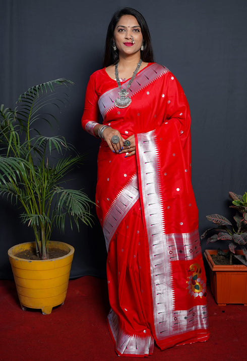 Vasthrlay Paithani Unstitched Saree