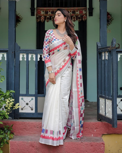 Vasthrlay Checkered Saree