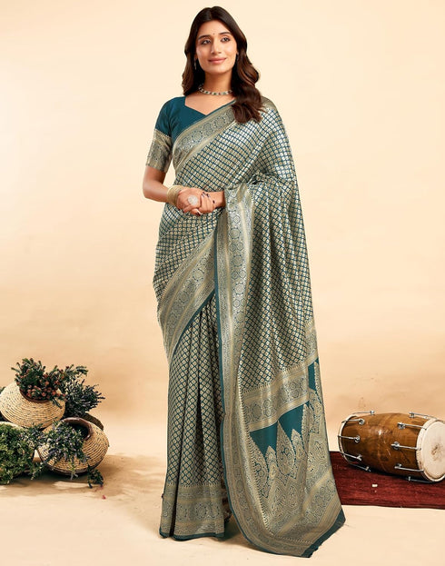 Vasthrlay Kanjivaram Banarasi Wedding Light Green Saree