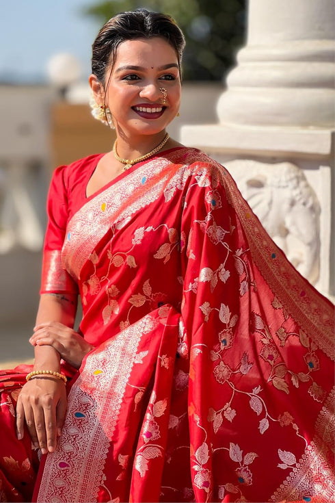 Vasthrlay Kanjivaram Handloom Golden Ethnic Wear
