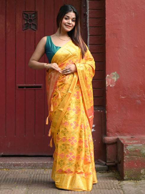 Vasthrlay Yellow Kanjivaram Saree