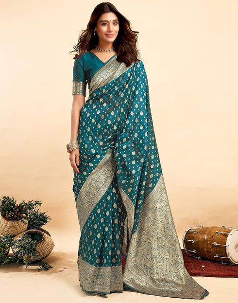 Vasthrlay Kanjivaram Banarasi Wedding Light Green Saree
