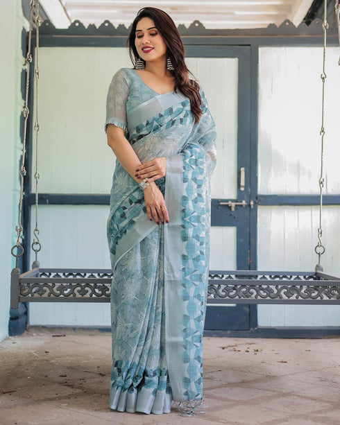 Vasthrlay Floral Prints Tasseled Saree