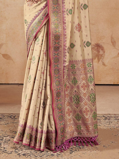 Vasthrlay Patola Wedding Saree