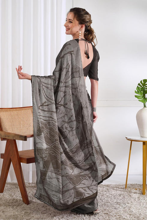 Vasthrlay Fashion Chiffon Geometric Printed Ethnic Wear