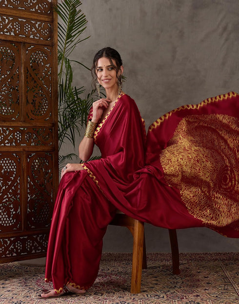 Vasthrlay Printed Tassels Unstitched Red Saree