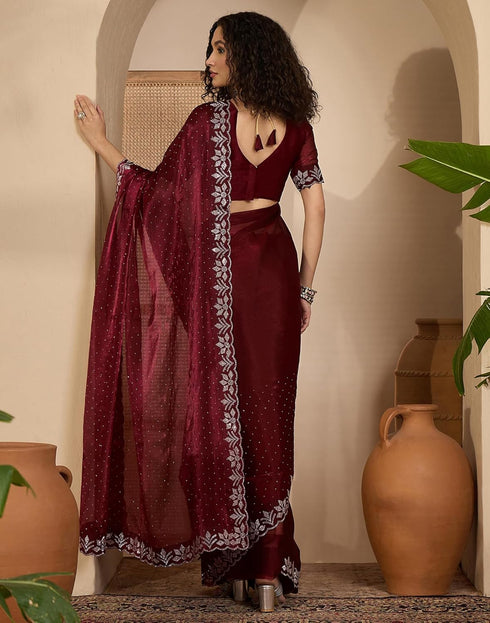 Vasthrlay Shimmer Scalloped Unstitched Maroon Saree