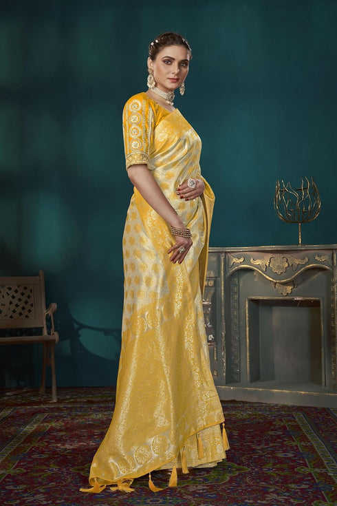 Vasthrlay Banarasi Embroidery Blouse Piece Mn1883